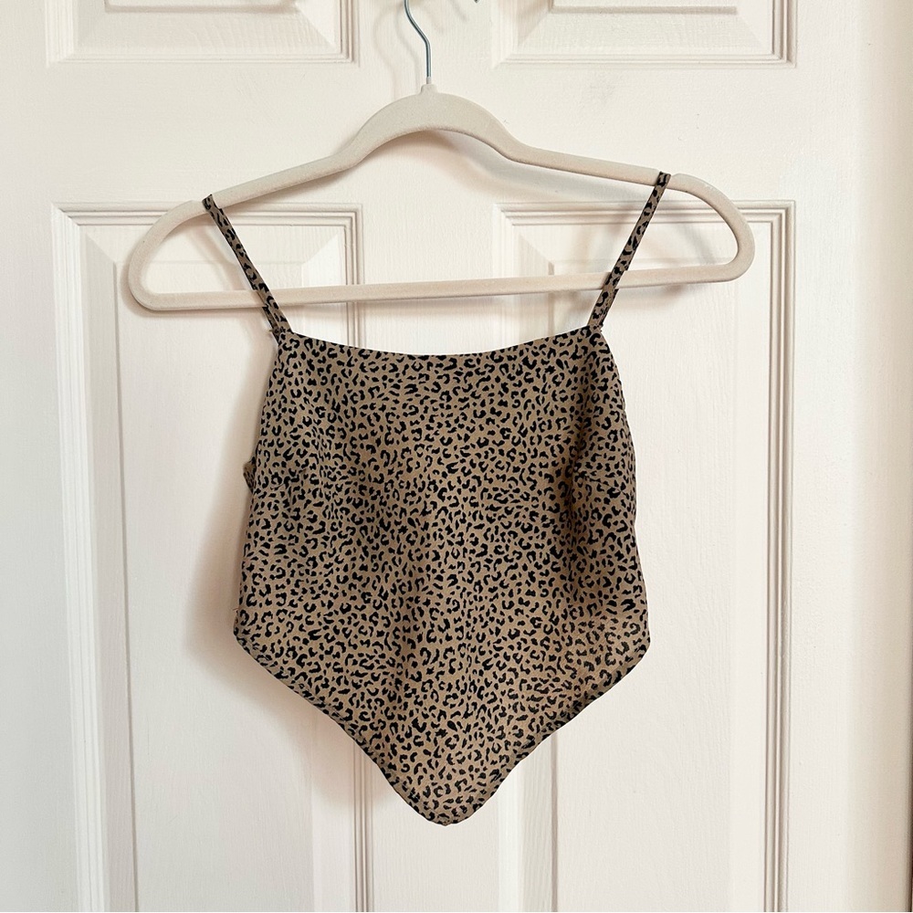 $5 SALE‎ Leopard print handkerchief top